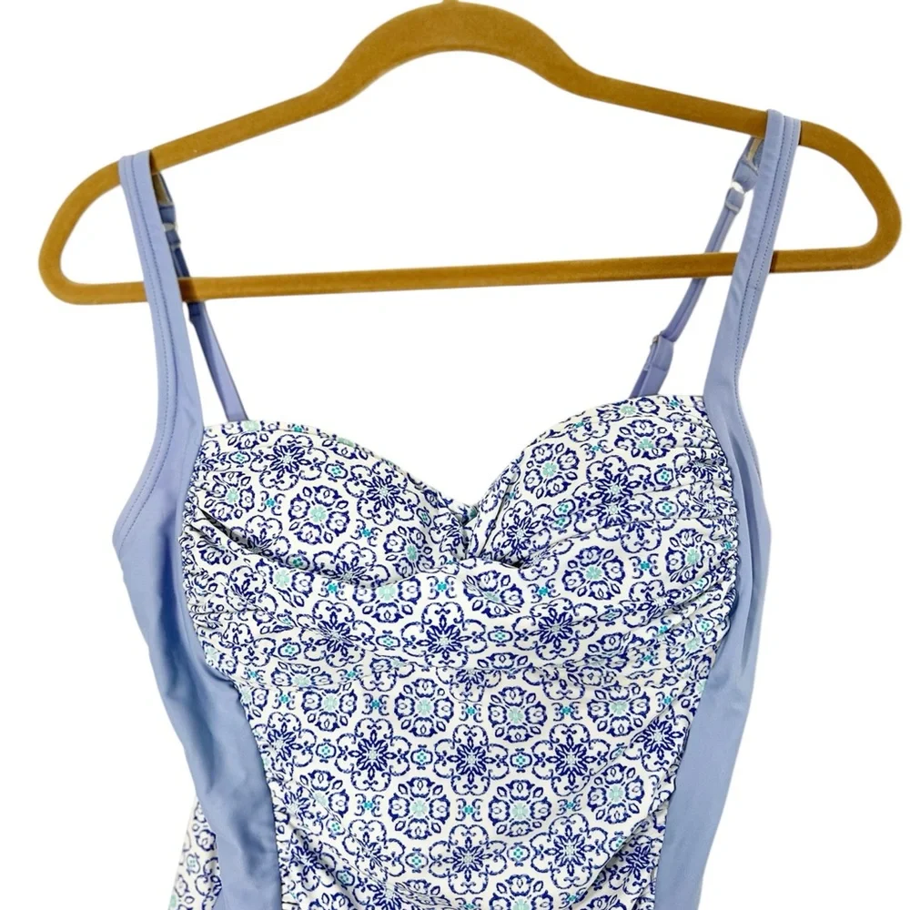 Cabana Life One Piece Light Blue Padded Swimsuit Size Small